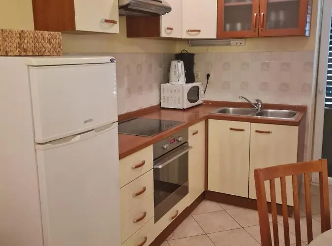 Semesterbostad House Lala Vinišće